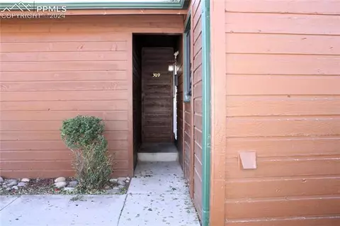 309 N Main St, Fountain, CO 80817