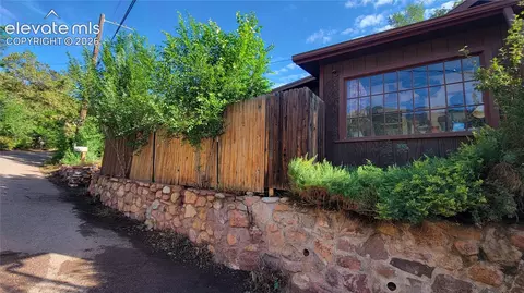 220 Illinois Ave, Manitou Springs, CO 80829