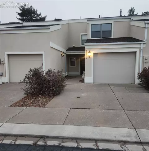 6975 Gayle Lyn Ln, Colorado Springs, CO 80919