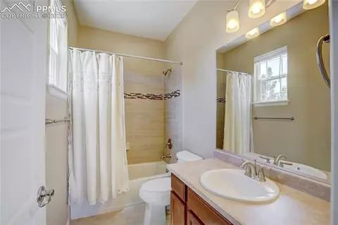 25584 E 2nd Ave, Aurora, CO 80018 photo 6