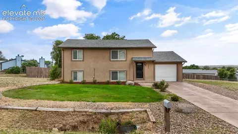 125 E Diamond Rd, Fountain, CO 80817