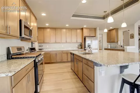 Kitchen - 10877 Rolling Mesa Dr, Peyton, CO 80831 photo 3 of 4