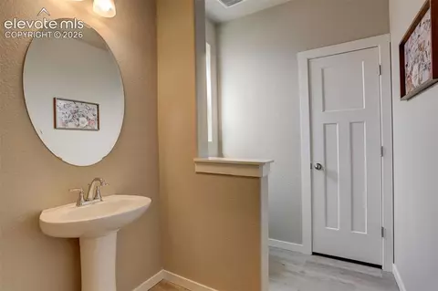 Entry Way - 10877 Rolling Mesa Dr, Peyton, CO 80831 photo 3 of 4