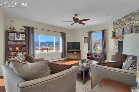965 Bowstring Rd, Monument, CO 80132 photo 9