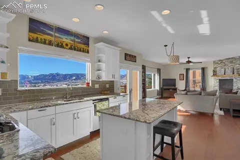 965 Bowstring Rd, Monument, CO 80132 photo 4