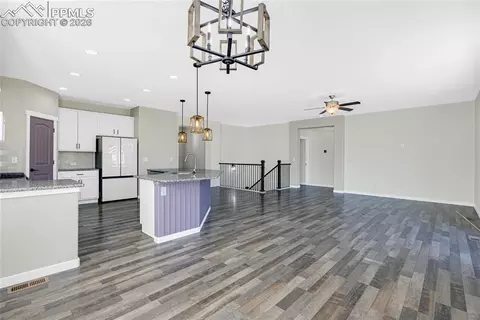 Living - 928 Graywoods Ter, Monument, CO 80132 photo 2 of 2