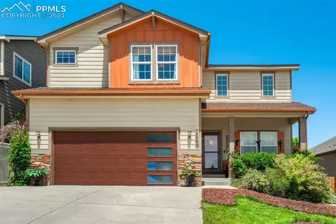 6440 Vickie Ln, Colorado Springs, CO 80923