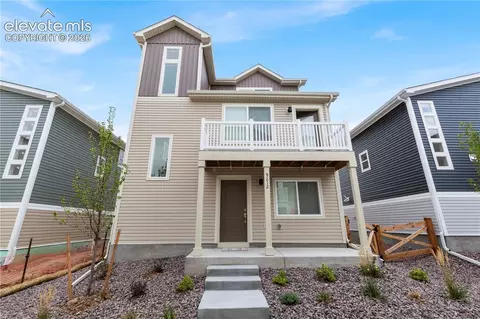 9212 Twin Sisters Dr, Colorado Springs, CO 80927