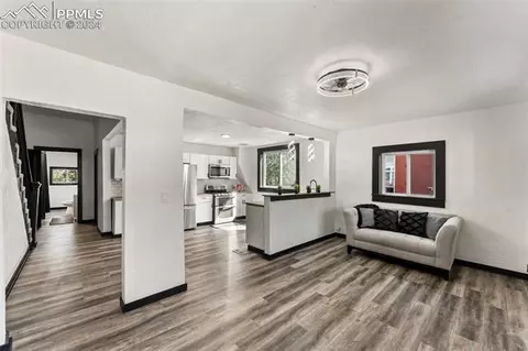 551 Bellevue Pl, Pueblo, CO 81004
