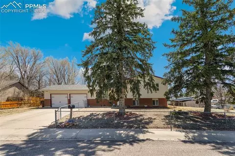 485 Cielo Vista St, Colorado Springs, CO 80911