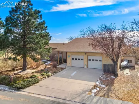 1711 Columbine Rd, Colorado Springs, CO 80907