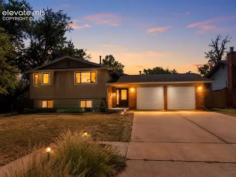 1208 Doyle Pl, Colorado Springs, CO 80915