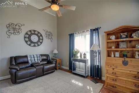 8443 Saddleman Rd, Peyton, CO 80831 photo 4