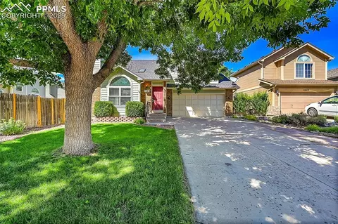 4421 Horizonpoint Dr, Colorado Springs, CO 80925