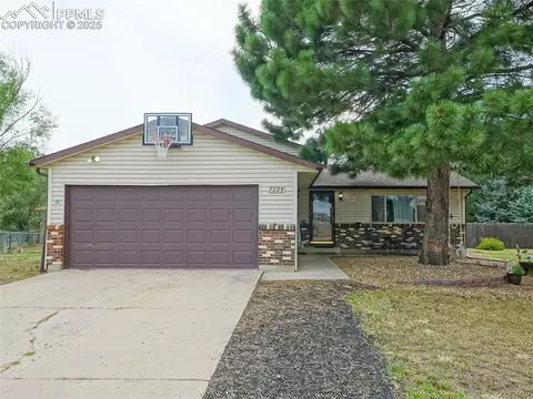 7225 Palmer Park Blvd, Colorado Springs, CO 80915