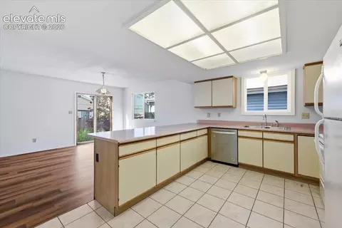 1519 Sausalito Dr, Colorado Springs, CO 80907