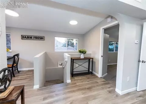 9885 Mesa Rd, Cascade, CO 80809 photo 15