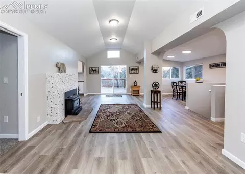 9885 Mesa Rd, Cascade, CO 80809 photo 7