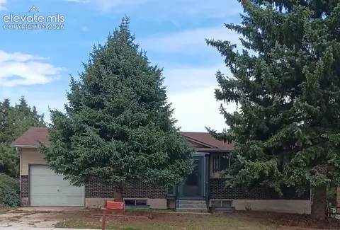 4555 Meadowland Blvd, Colorado Springs, CO 80904