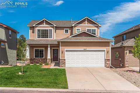 2517 Hot Springs Ct, Colorado Springs, CO 80919