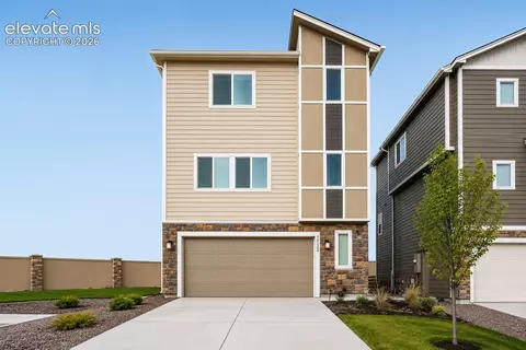 7732 Carabiner Vw, Colorado Springs, CO 80923