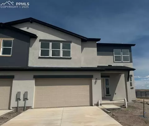 8055 School House Dr, Colorado Springs, CO 80908