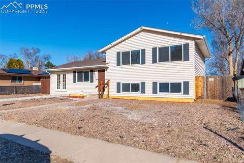 827 Zion Dr, Colorado Springs, CO 80910