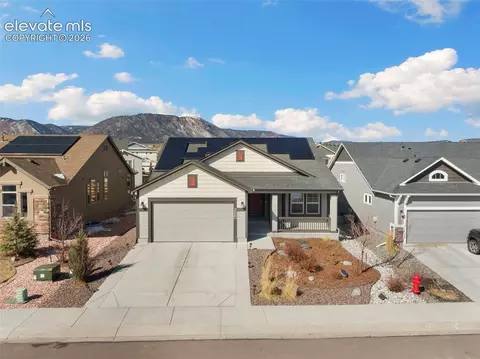 2554 Lakes Edge Dr, Monument, CO 80132