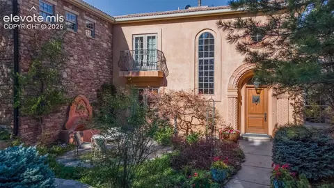 4896 Stonehill Rd, Colorado Springs, CO 80918