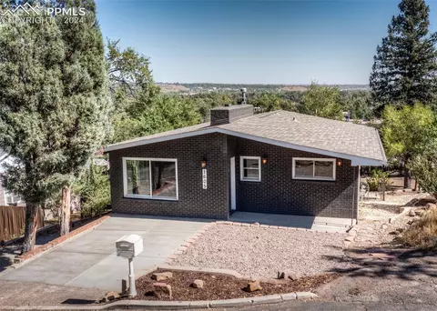1605 Navajo Cir, Colorado Springs, CO 80905