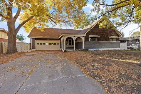 134 Ithaca St, Colorado Springs, CO 80911