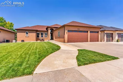 1601 Savannah Dr, Pueblo, CO 81005