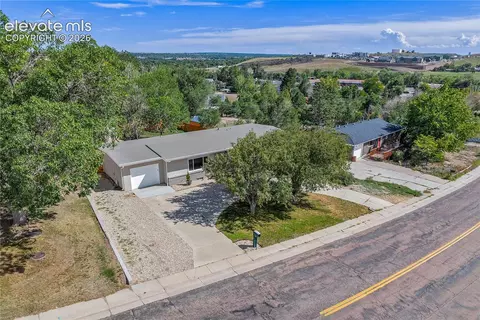 609 Crestridge Ave, Colorado Springs, CO 80906