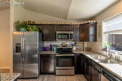 13256 Park Meadows Dr, Peyton, CO 80831 photo 4