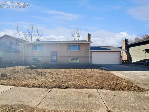 1306 Moffat Cir, Colorado Springs, CO 80915