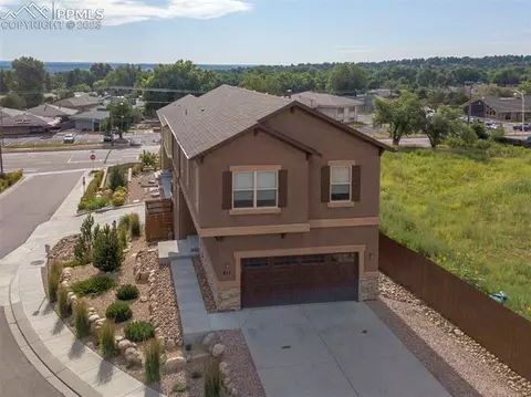 811 Redemption Pt, Colorado Springs, CO 80905