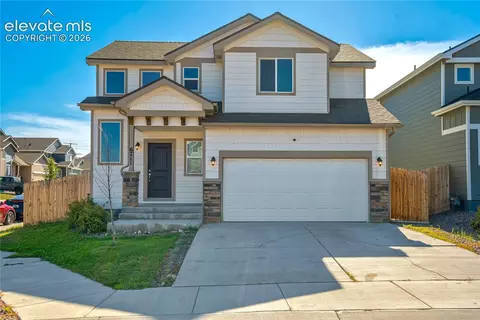 6711 Skuna Dr, Colorado Springs, CO 80925