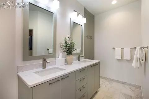 Bath - 485 Pasada Way, Monument, CO 80132 photo 3 of 4