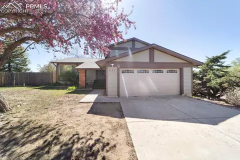 660 E Cheyenne Mountain Blvd, Colorado Springs, CO 80906