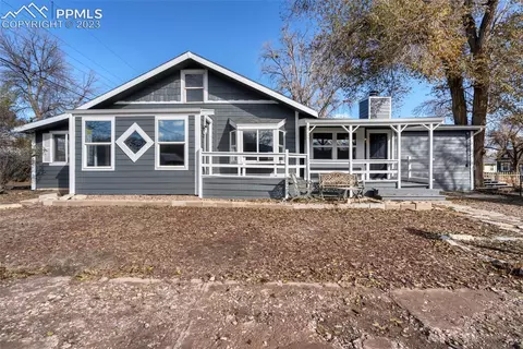 512 N 10th St, Canon City, CO 81212