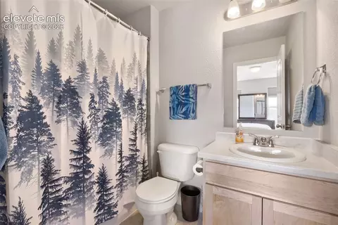 Bath - 8251 Barley Ct, Peyton, CO 80831 photo 3 of 5