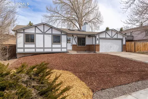 1880 Independence Dr, Colorado Springs, CO 80920