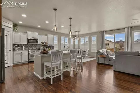 6999 Dancing Wind Dr, Colorado Springs, CO 80923