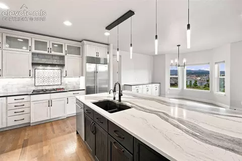 Kitchen - 17796 Mining Way, Monument, CO 80132 photo 2 of 5