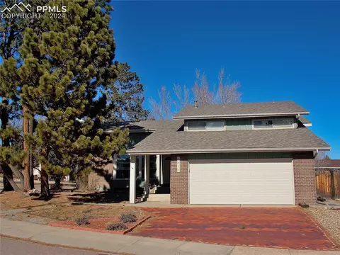 3812 S Midsummer Ln, Colorado Springs, CO 80917