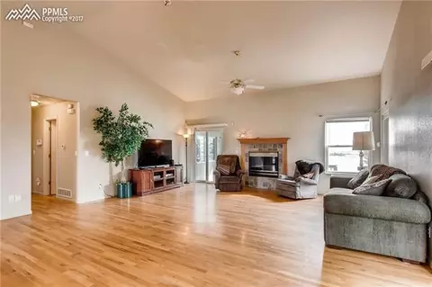 10945 Surrey Ln, Peyton, CO 80831 photo 4