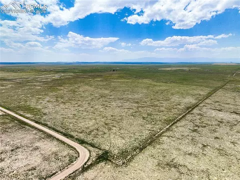 Par 7 Bush Road, Avondale, CO 81022