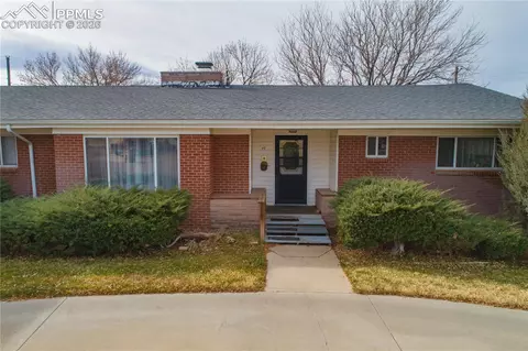 77 Circle Dr, La Junta, CO 81050 photo 4