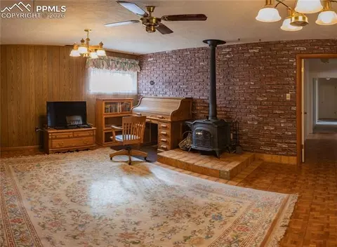 77 Circle Dr, La Junta, CO 81050 photo 18