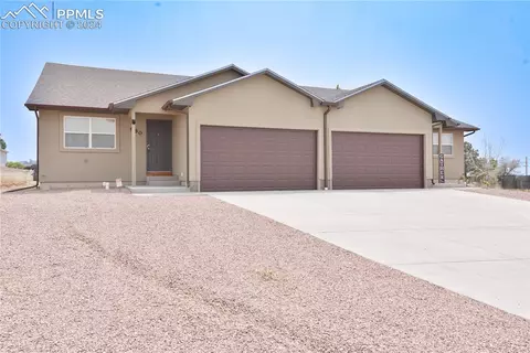 980-982 S Elbow Dr, Pueblo West, CO 81007